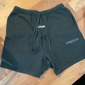 Essentials Shorts